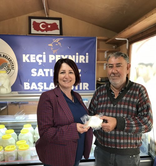 karaburun-belediye-baskani-ilkay-girgin-erdogan-001.jpg