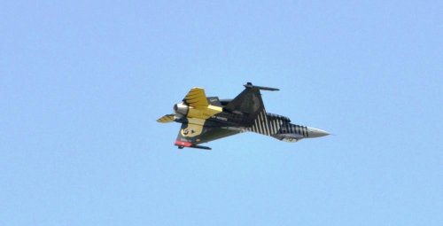 aw704361-03.jpg