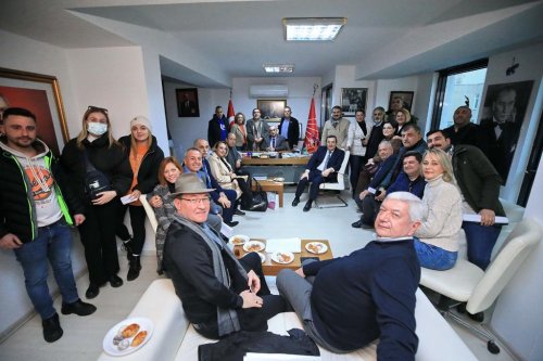 chp-konak-secim-startini-verdi9jpeg.jpeg