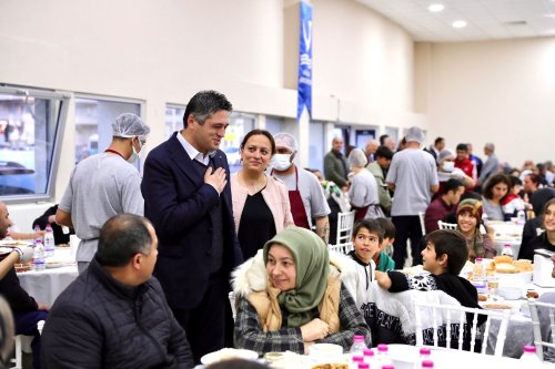aliagalilar-ilk-iftarda-bir-araya-geldi-7.jpeg