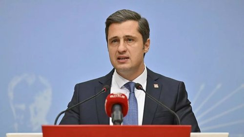 deniz-yucel-kimdir-chp-sozcusu-deniz-yucel-1700640354-8444.webp