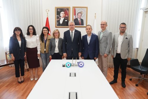 egeli-bilim-insanlarindan-meme-kanserinin-tanisina-yonelik-yenilikci-proje.jpg