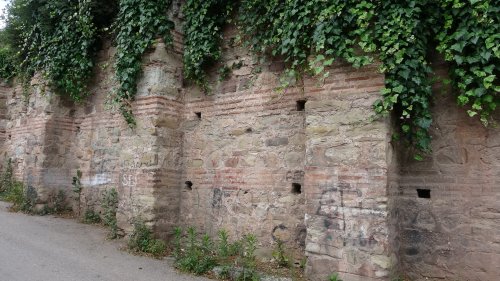 aw214222-04.jpg