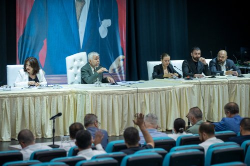 konak-belediye-meclisi-haziran-ayi-ilk-oturumunu-gerceklestirdi-8.jpeg