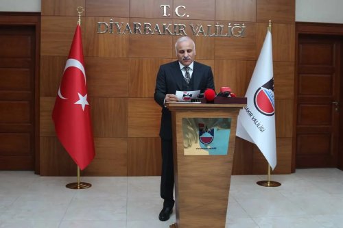 yeni-vali-torenle-goreve-basladi-5.webp