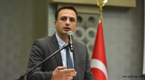 bornova-belediye-baskani-omer-eski-partili-olmanin-gururunu-orgutumuze-yasatacagiz.jpg