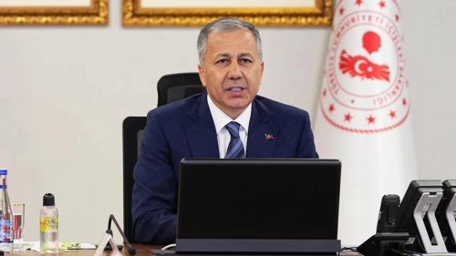 icisleri-bakani-ali-yerlikaya-acikladi-210-bin-sosyal-medya-hesabi-incelendi-htja.webp