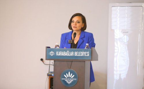 karabaglar-belediyesi-bagimlilik-seminerleri-basladi-4.jpeg