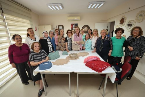 konakta-yeni-yila-kadin-emegiyle-girilecek-2.jpeg