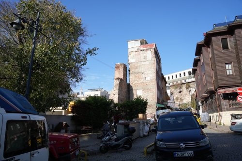 aw360635-01-min.jpg
