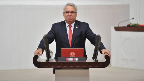 2760-eski-ak-parti-milletvekili-huseyin-kocabiyik-kesin-ihrac-talebiyle-disipline-sevk-edildi-huseyin-kocabiyik-kimdir.webp