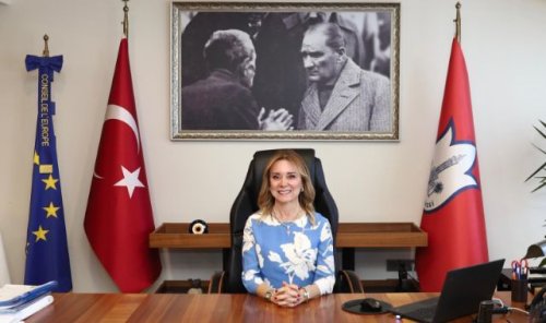 baskan-mutlu-dan-bayram-mesaji-1952.jpg