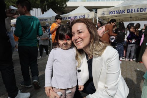 baskan-mutlu-cocuklarin-bayram-coskusuna-ortak-oldu-1.jpeg