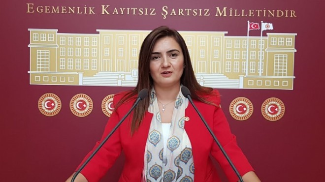 chp-de-kritik-gecede-flas-gelisme-izmir-milletvekili-pm-den-istifa-etti--58415.jpg